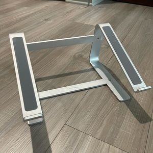 MaCally Laptop Stand